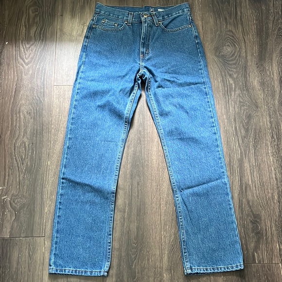 George Jeans - Picture 2 of 13